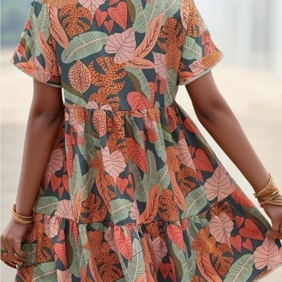 Floral V-Neck Sundress - Multicolor - Picture 2 of 9